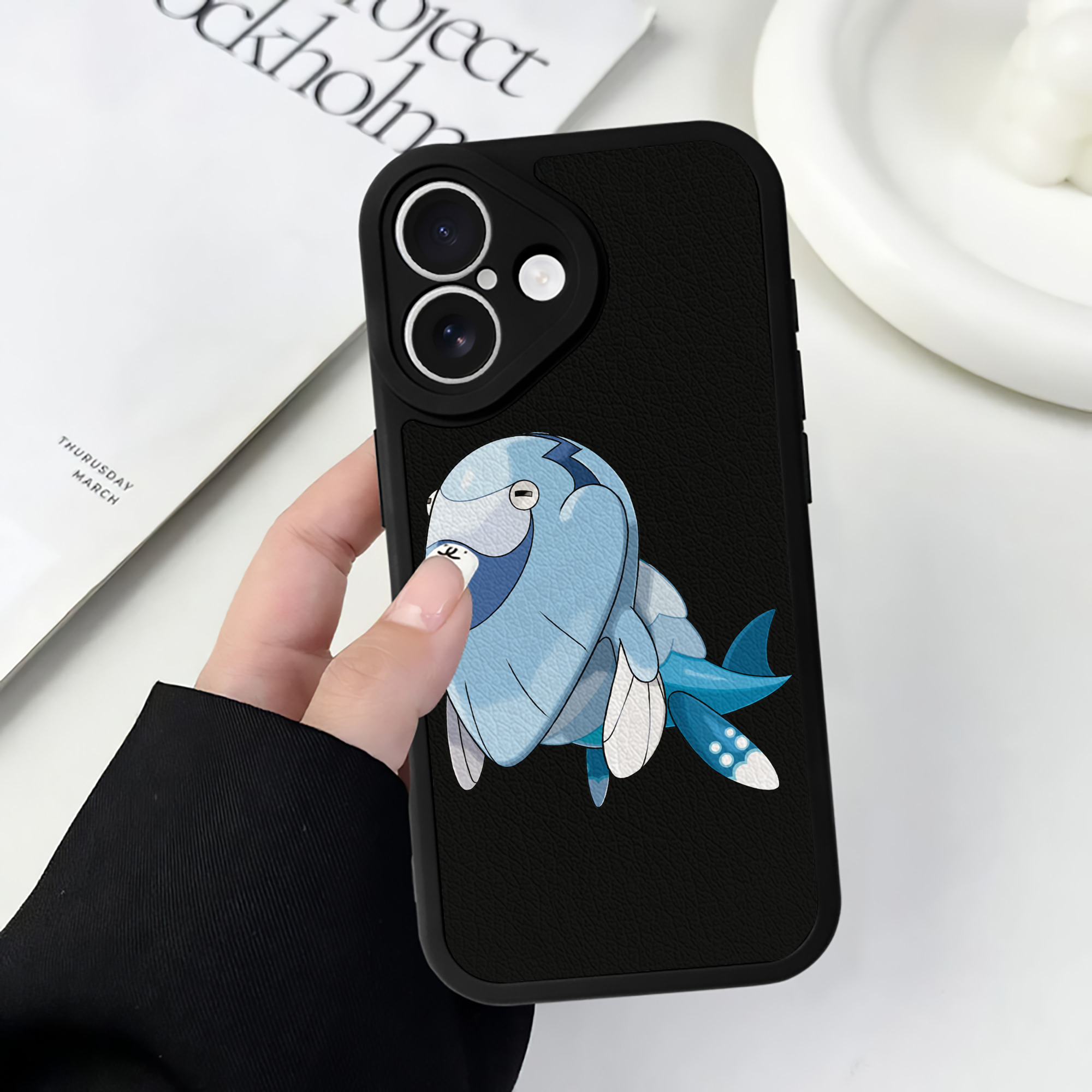 （画像用） ポケットモンスター Pokémon 【iPhone 16シリーズ対応】シリコンスマホケース（レザー調） 材質：シリコン